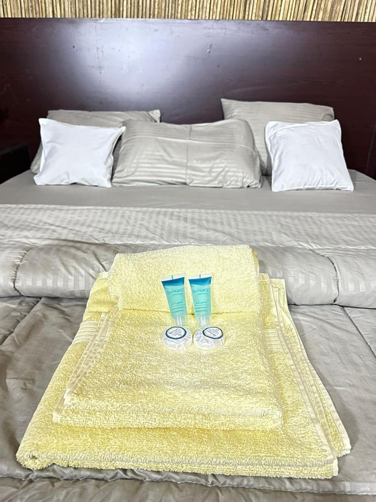 Wahiba Bedouin Rustic Camp Hotel Badīyah Kültér fotó