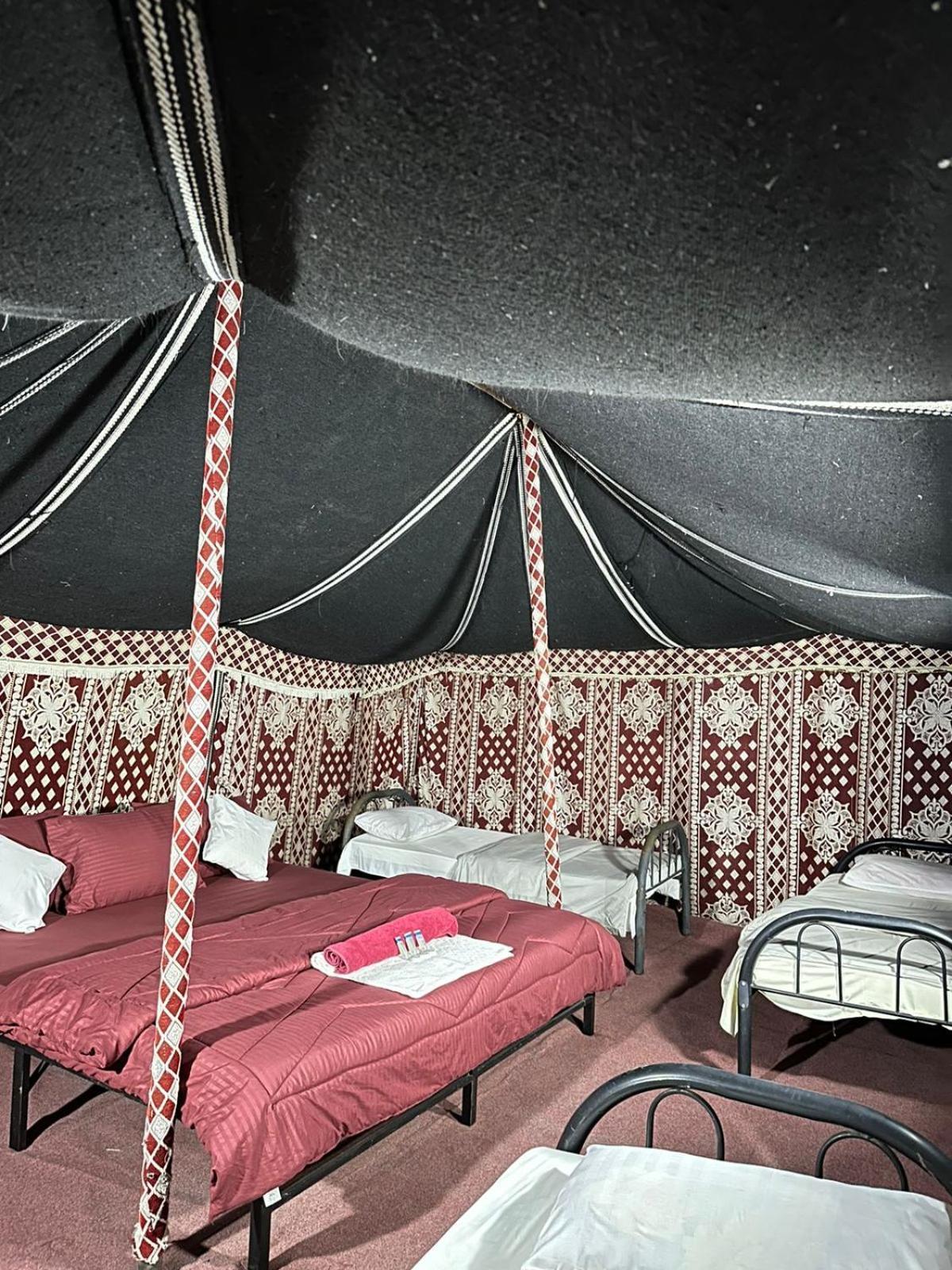 Wahiba Bedouin Rustic Camp Hotel Badīyah Kültér fotó