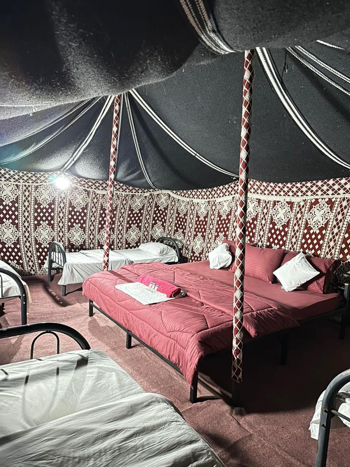 Wahiba Bedouin Rustic Camp Hotel Badīyah Kültér fotó