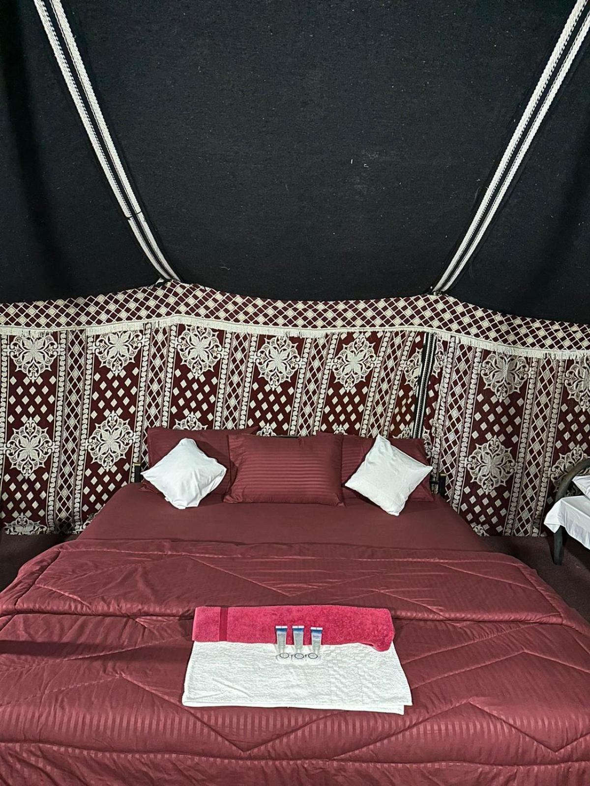 Wahiba Bedouin Rustic Camp Hotel Badīyah Kültér fotó