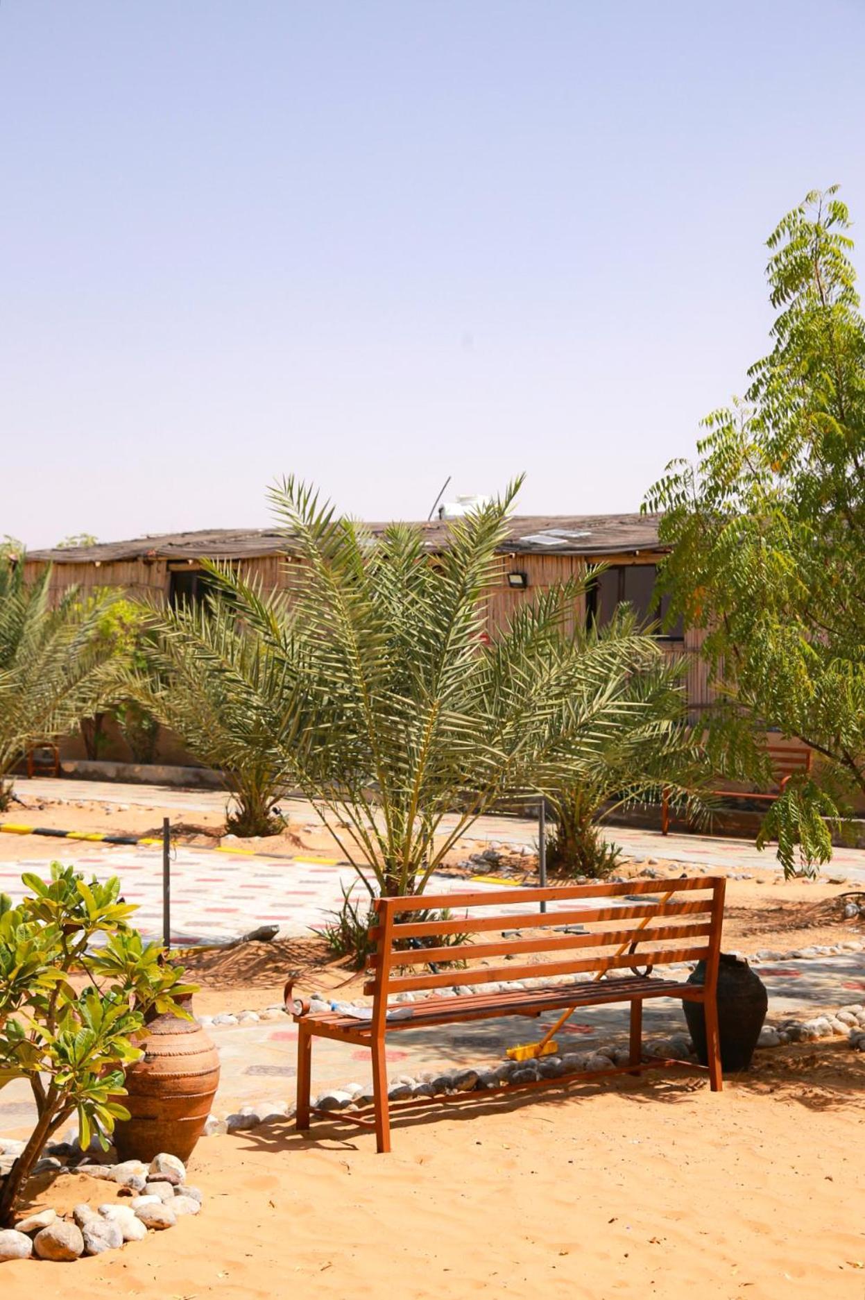 Wahiba Bedouin Rustic Camp Hotel Badīyah Kültér fotó