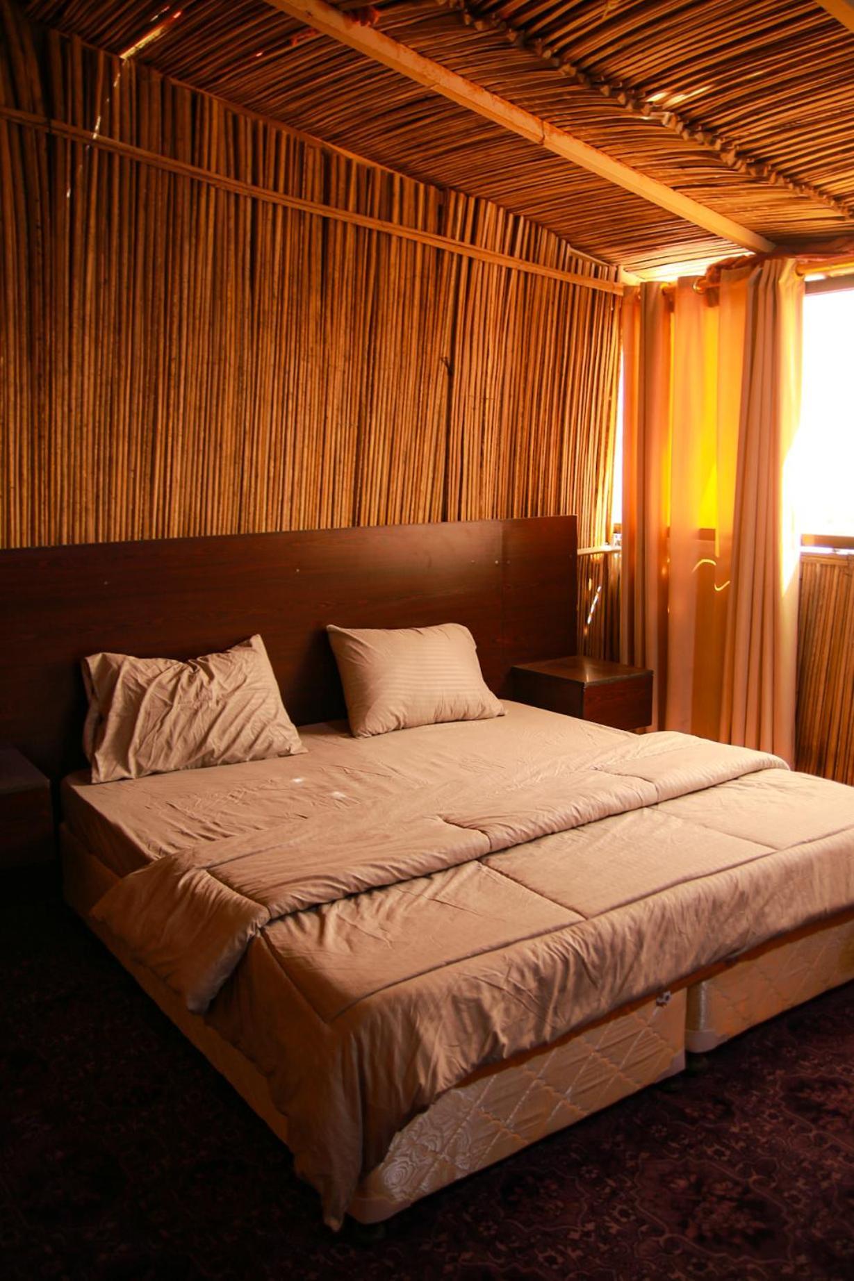 Wahiba Bedouin Rustic Camp Hotel Badīyah Kültér fotó