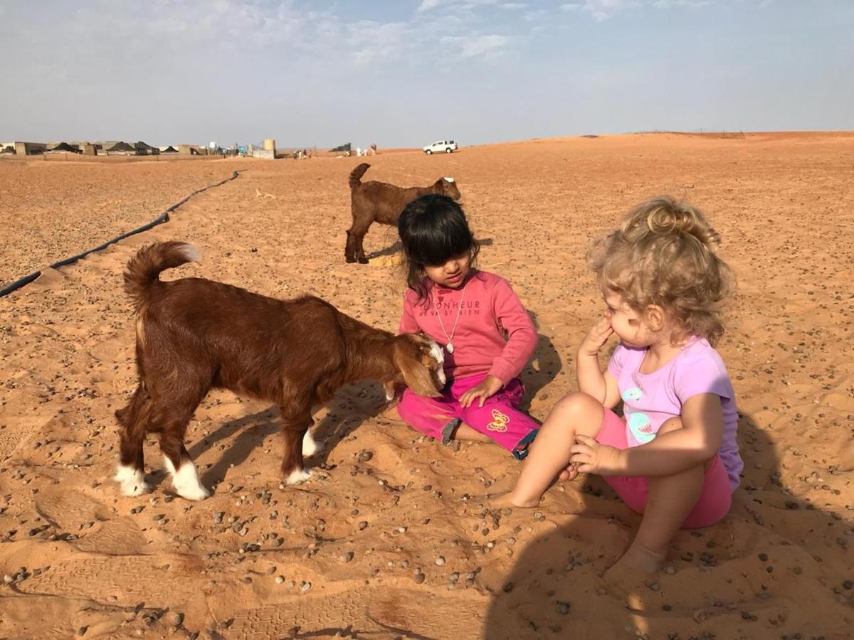 Wahiba Bedouin Rustic Camp Hotel Badīyah Kültér fotó
